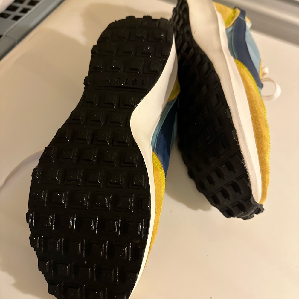 Women’s running shoes - Picture 8 of 9